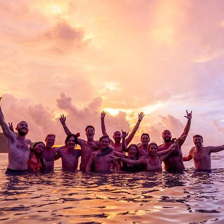 Mad Monkey Hostel Nacpan Beach (Adults Only) El Nido Dış mekan fotoğraf