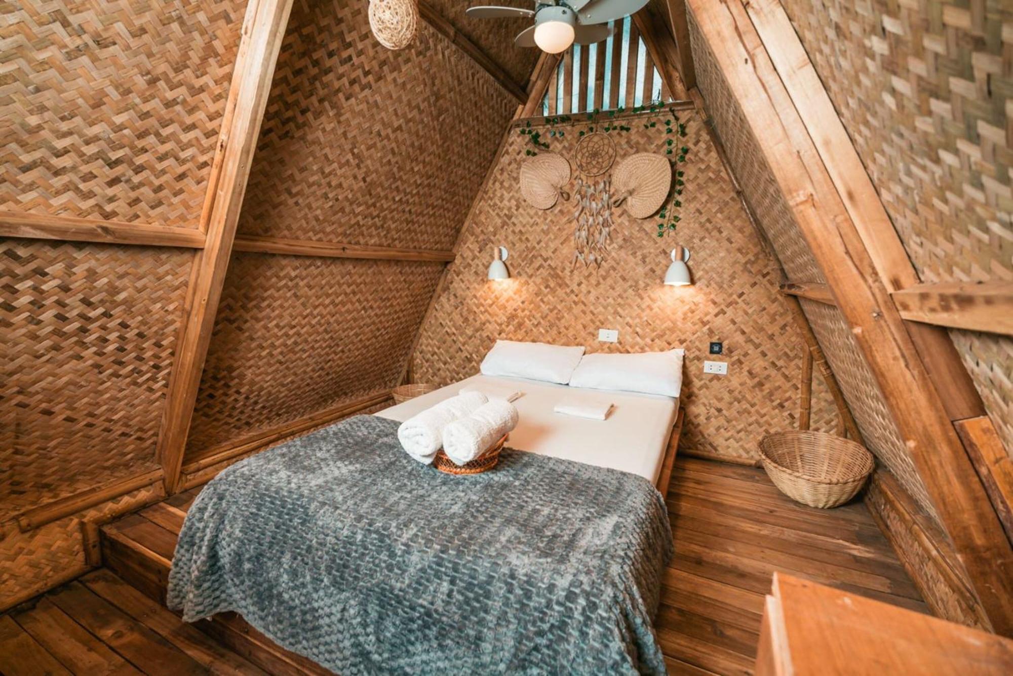Mad Monkey Hostel Nacpan Beach (Adults Only) El Nido Dış mekan fotoğraf