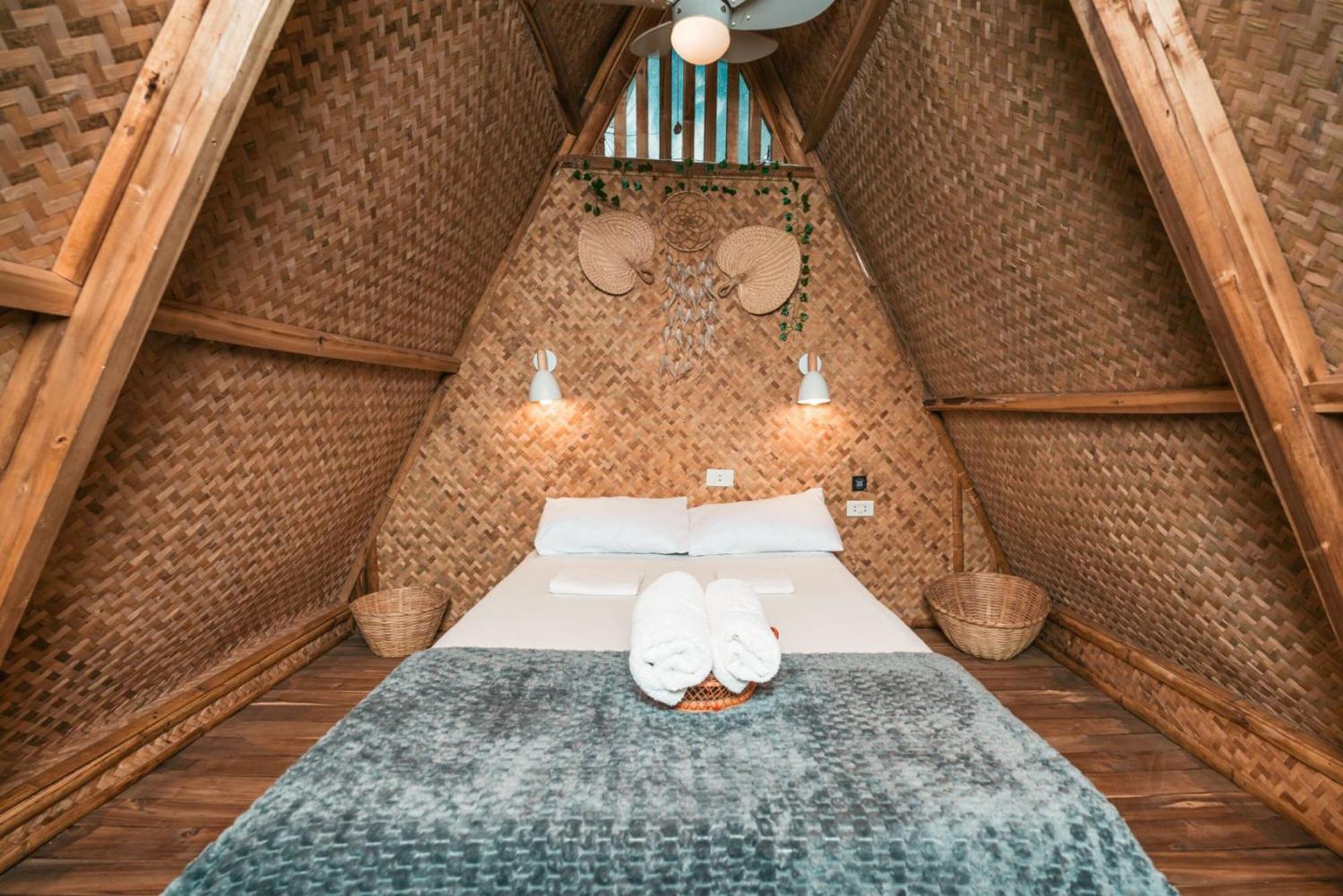 Mad Monkey Hostel Nacpan Beach (Adults Only) El Nido Dış mekan fotoğraf