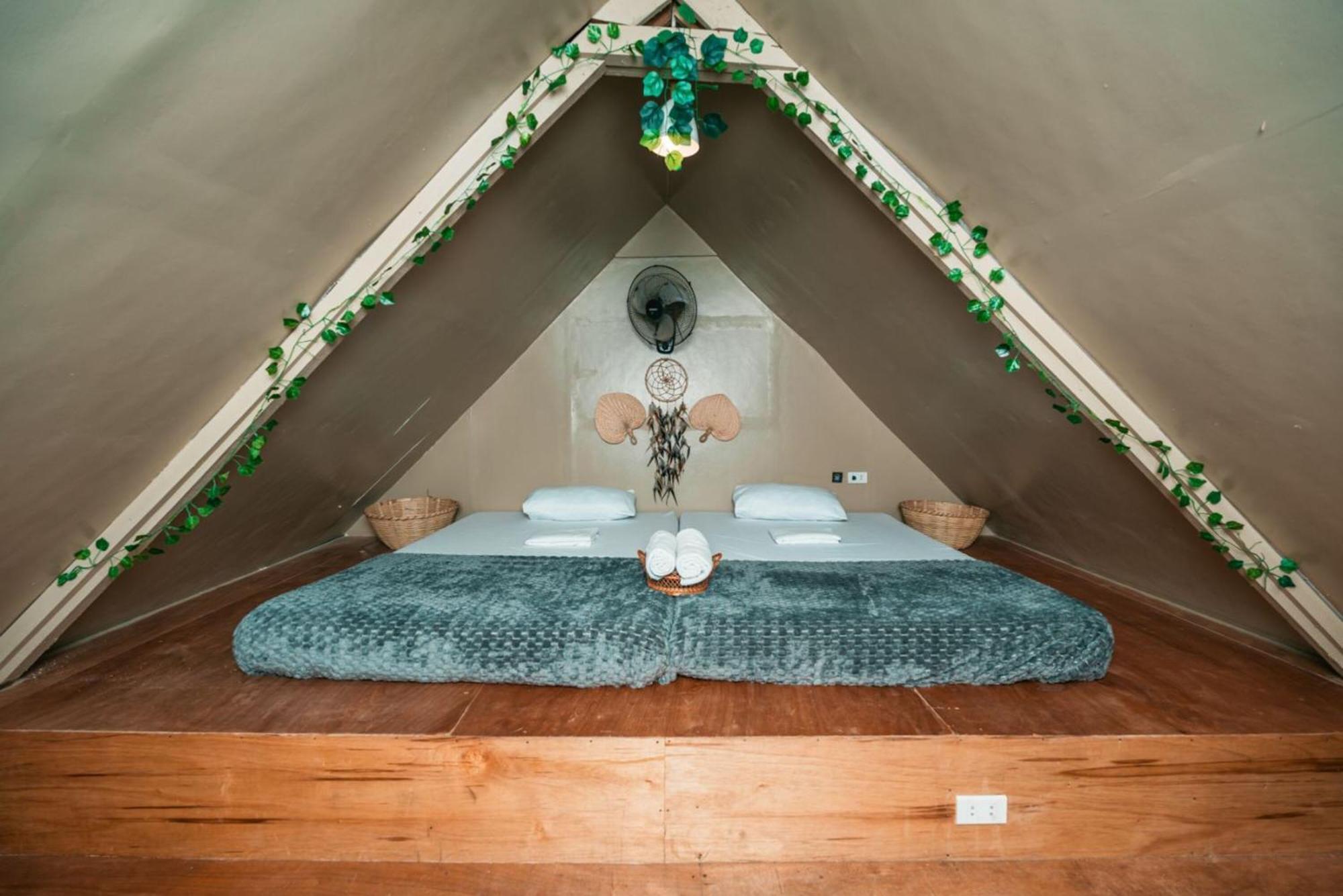 Mad Monkey Hostel Nacpan Beach (Adults Only) El Nido Dış mekan fotoğraf